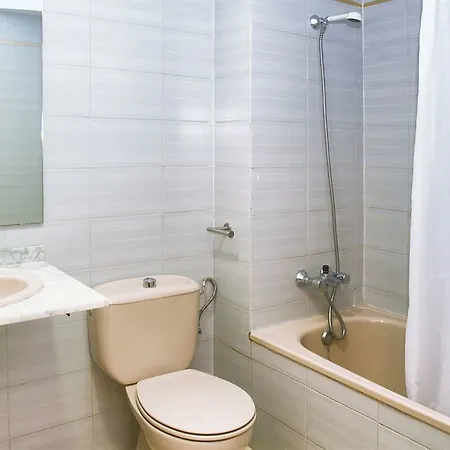 Arquus Apartment