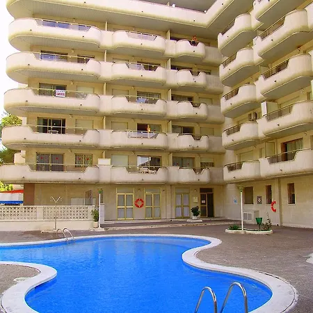 Arquus Apartment *